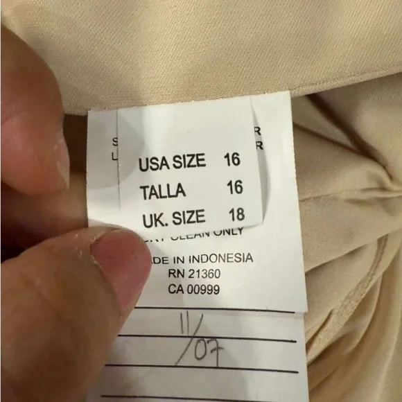 Kennedy Blue , Elegant Cream Maxi Dress with Ruched Detail - Picture 8 of 11